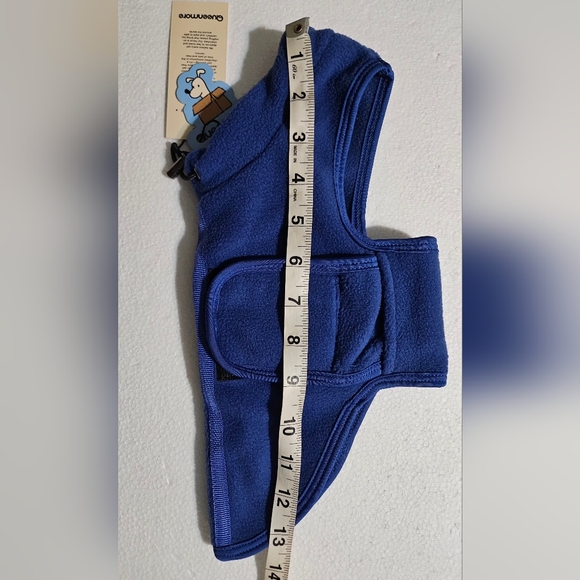 The Queenmore Super Soft Fleece Dog Jacket in size XS is a cozy and stylish wint - Picture 4 of 9